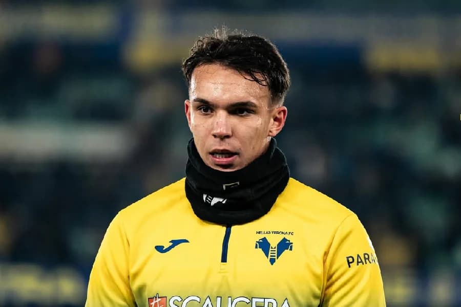 Ex-Corinthians tem negociação encaminhada com Napoli