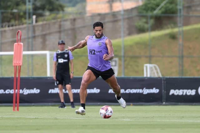 Hulk explica situação no Atlético-MG para torcedores: ‘Tentaram me colocar como vilão’