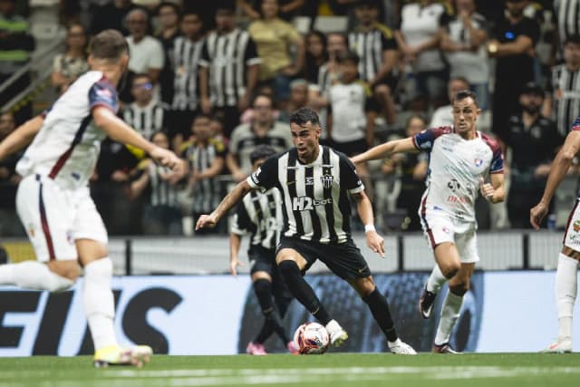 Betim surpreende, segura pressão e empata com Atlético-MG na estreia do Mineiro