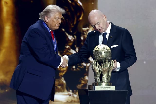Trump, Infantino e uma uma Copa do Mundo de contrastes