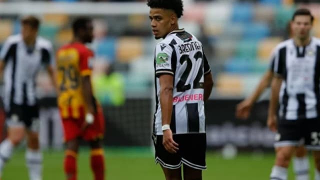 Alvo do Vasco: como foi a passagem de Brenner pelo exterior