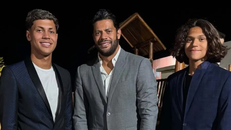 Filhos de Hulk assinam contrato com Atlético Mineiro