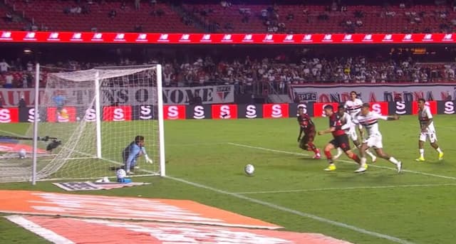 CBF divulga análise do VAR em lance de São Paulo x Flamengo