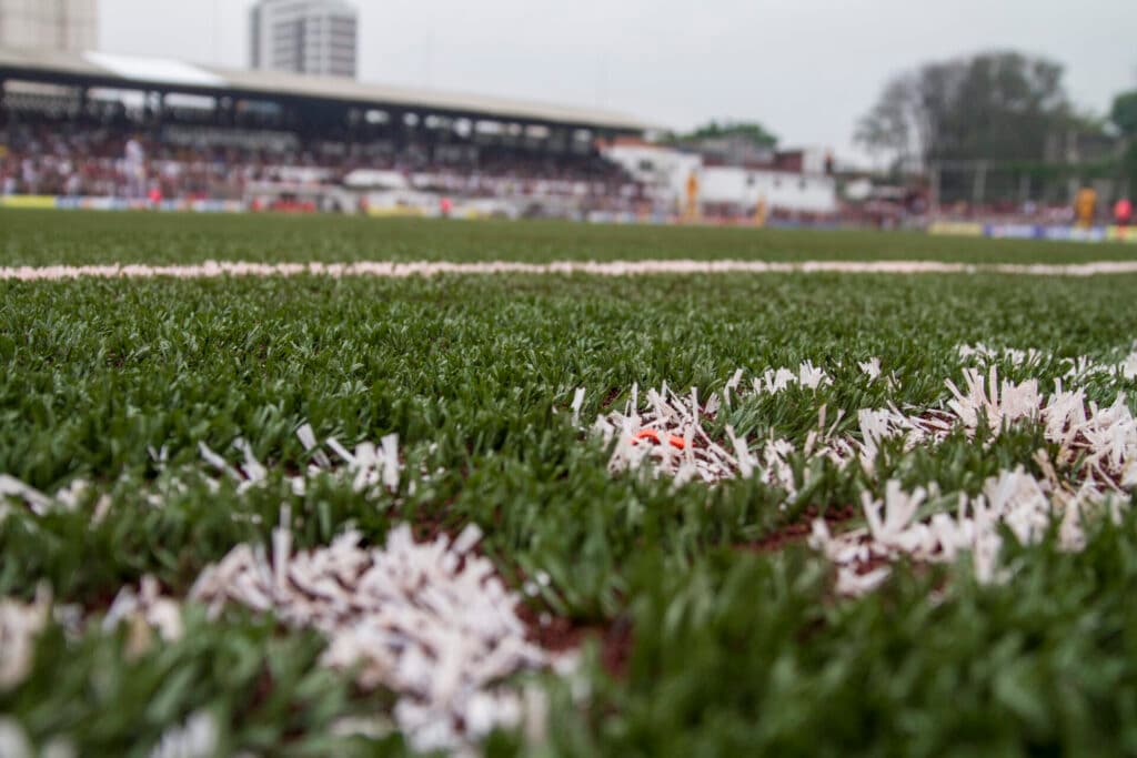 Rua Javari, estádio do Juventus, adotou gramado sintético - Kaio Lakaio/PLACAR