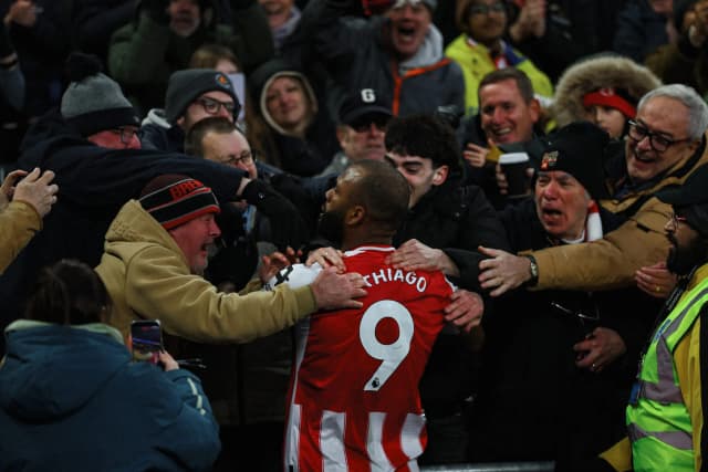 Igor Thiago quebra recorde e se torna brasileiro com mais gols em uma Premier League