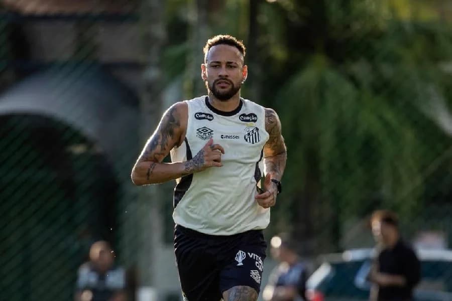 Quando Neymar volta? Entenda o quadro do astro do Santos