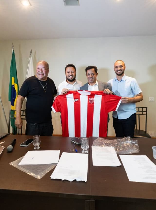 Villa Nova oficializa venda da SAF ao Boston City Group