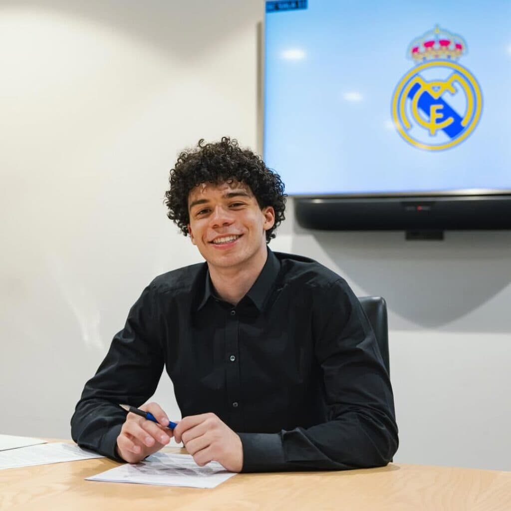 Enzo, filho de Marcelo, assinou primeiro contrato profissional com Real Madrid - Reprodução/Instagram
