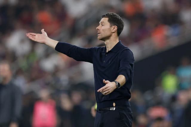 Real Madrid demite Xabi Alonso e anuncia novo técnico