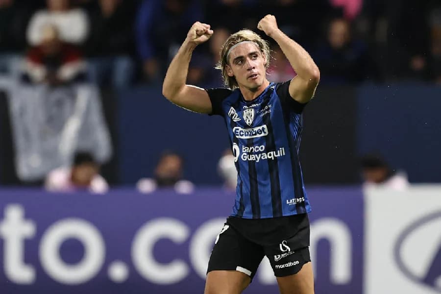 Spinelli: o reforço do Vasco treinado por Maradona e comparado a Caniggia