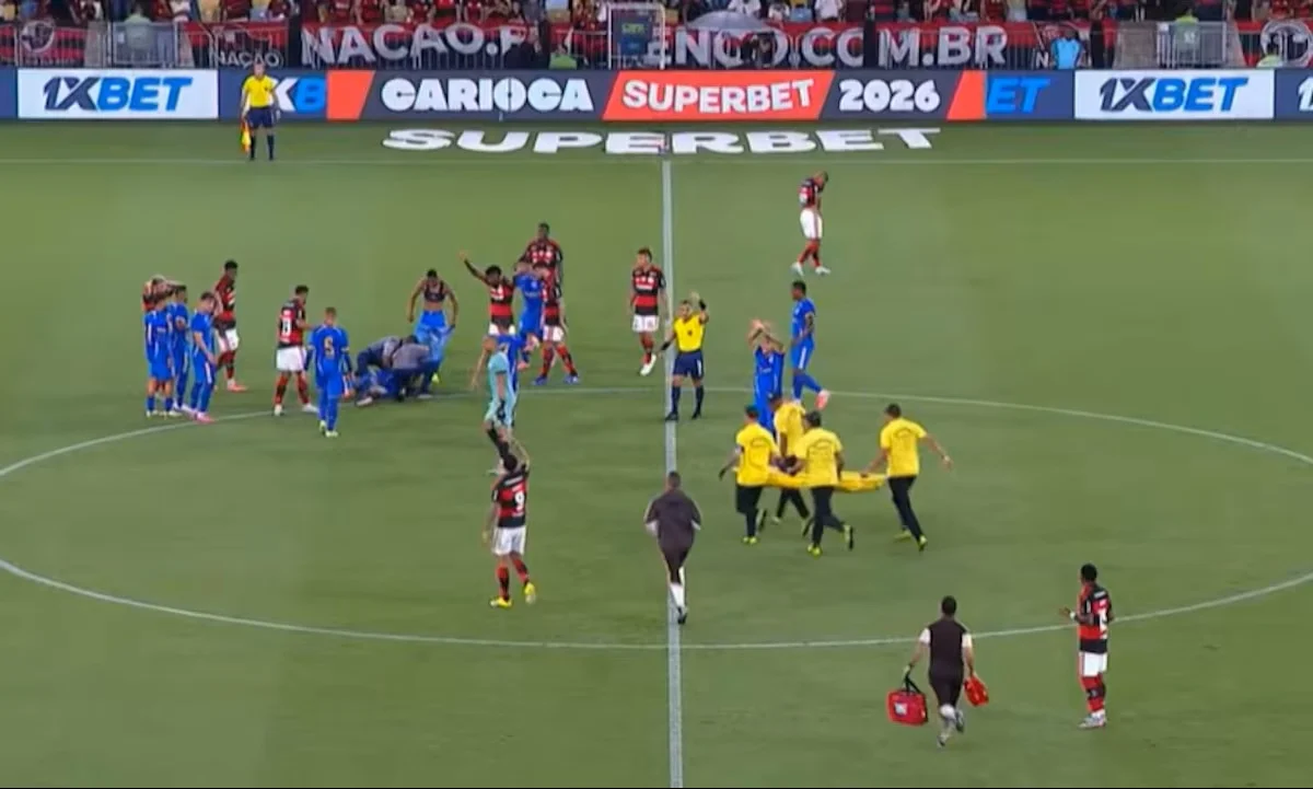 Alexandre, do Sampaio Correa, sofreu convulsão na derrota para o Flamengo no Maracanã - GeTV/Reprodução