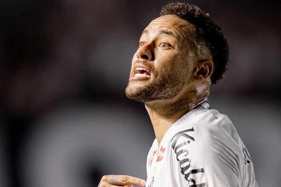 Neymar decide, Santos supera o Vasco e conquista primeira vitória no Brasileirão