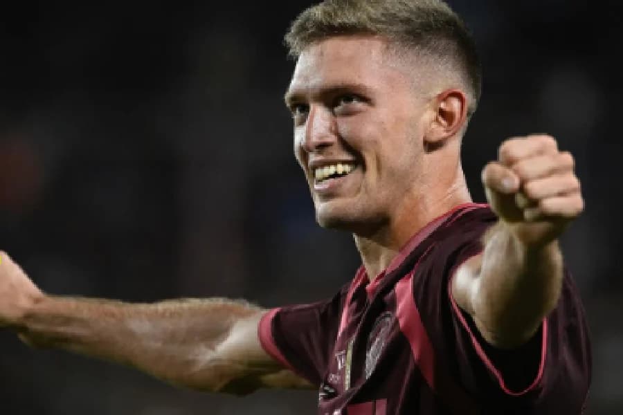 Carrasco do Fla se torna a contratação mais cara do Fluminense