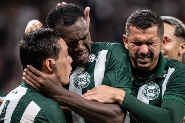 Coritiba vence Corinthians na Arena e quebra tabu de 15 anos