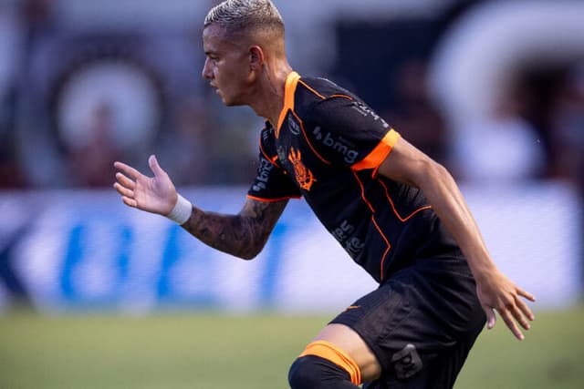 Corinthians confirma escalação para enfrentar Barra; veja