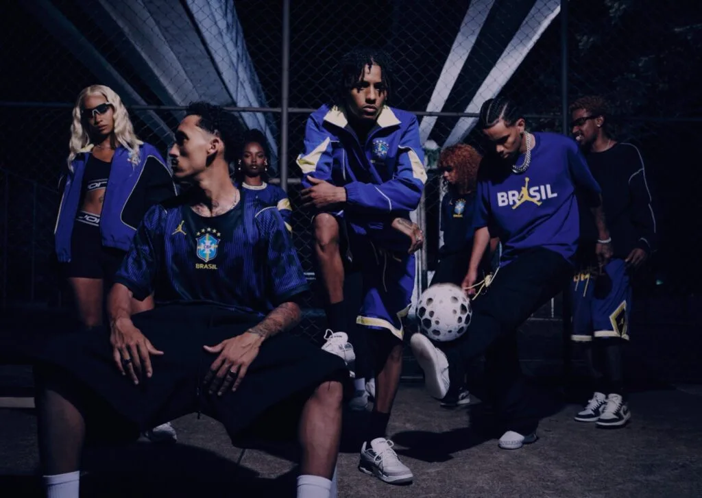 Coleção de agasalhos, bermudas e a camisa reserva da seleção são produzidas pela Jordan - Nike/Divulgação