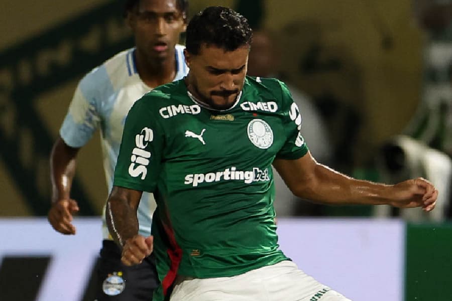 Palmeiras usa base na lateral após lesões de Piquerez e Jefté