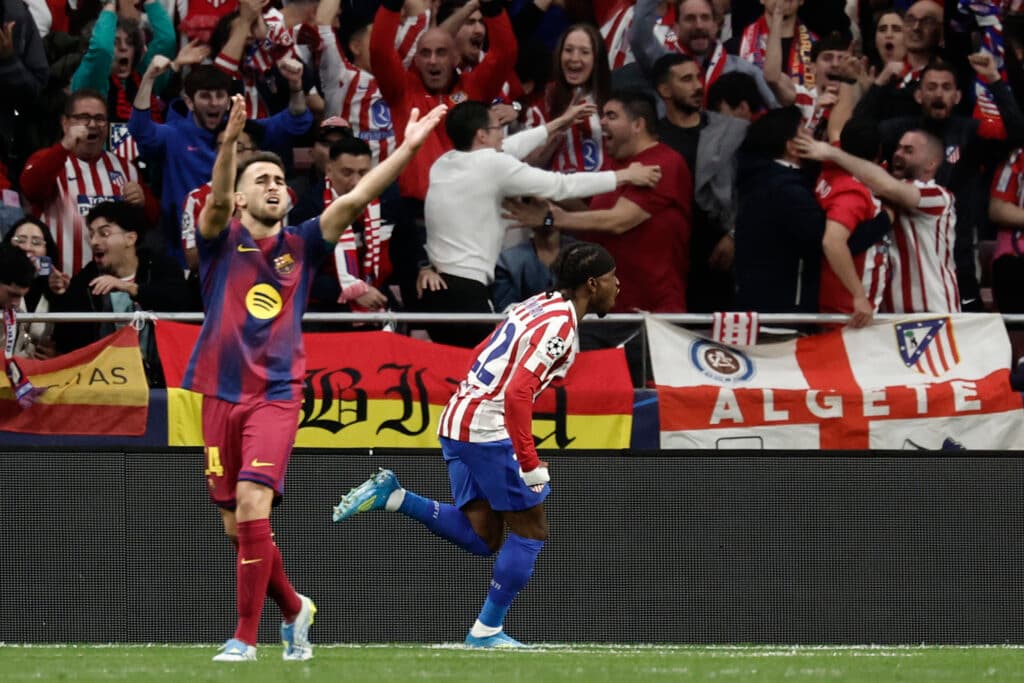 Atlético sobrevive à pressão do Barcelona e avança à semifinal da Champions