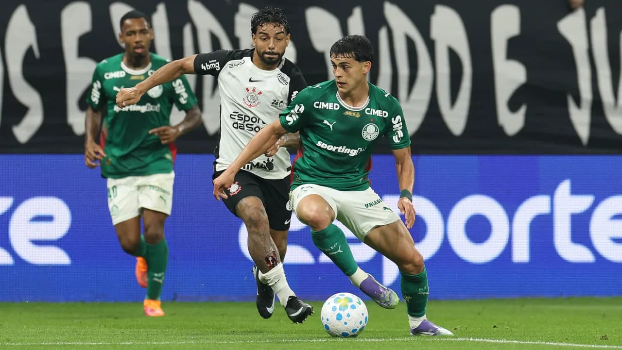 Com dois a menos, Corinthians segura Palmeiras e Dérbi termina empatado