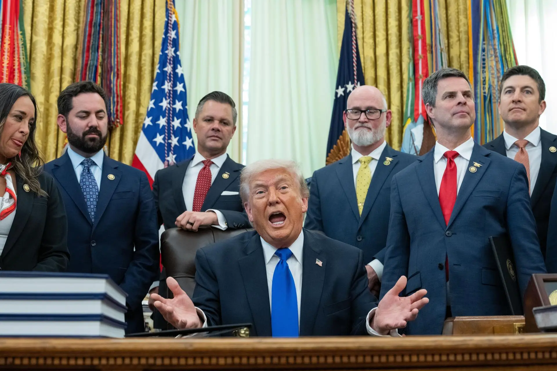 Trump reage após Infantino garantir Irã na Copa: ‘Deixem eles’