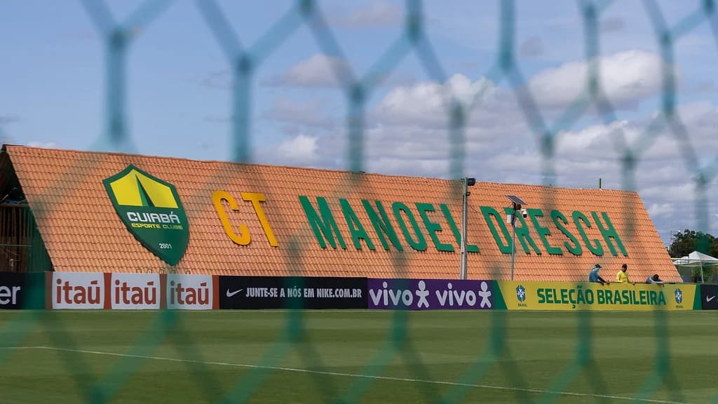 Seleção brasileira feminina treina em CT de R$ 50 milhões