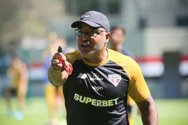 São Paulo: Roger Machado comenta vaias e apoio no Brinco de Ouro