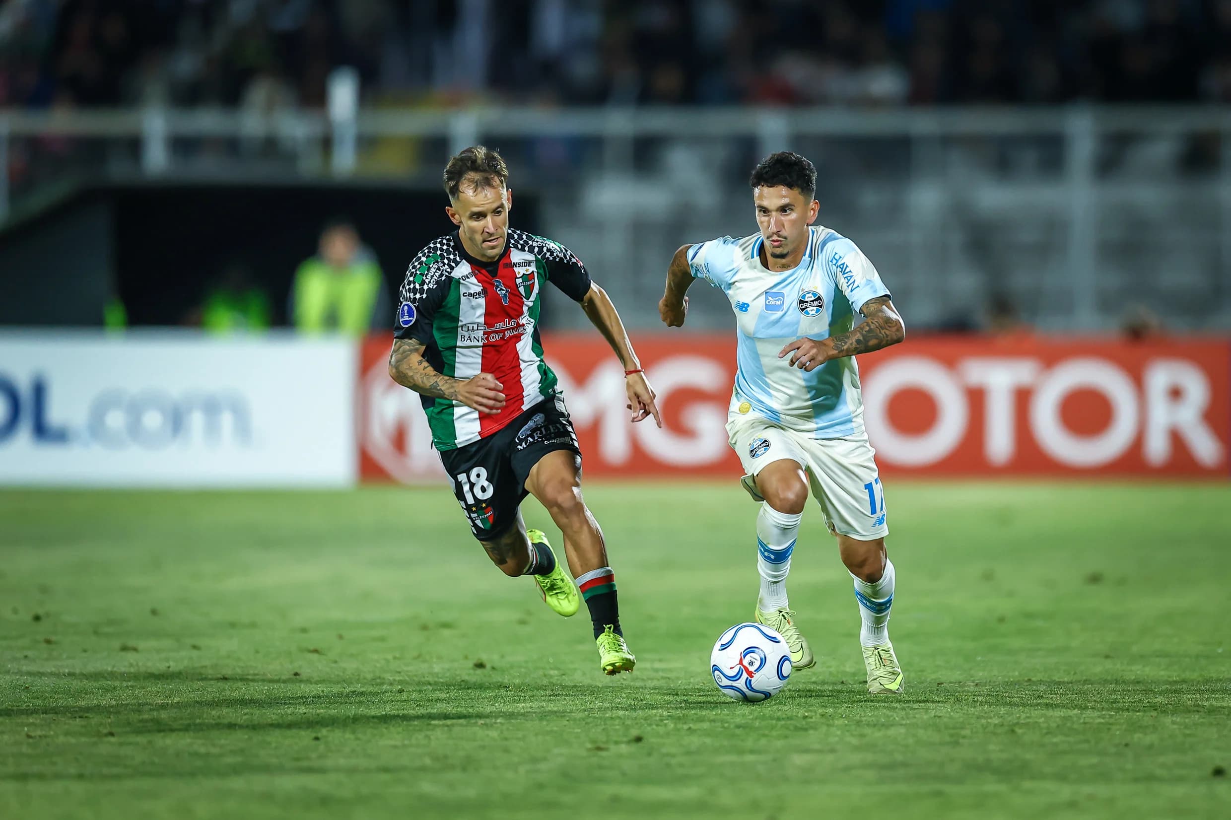 Carlos Vinícius perde pênaltis e Grêmio empata com Palestino