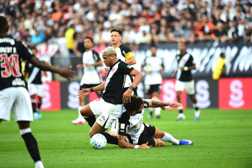 Corinthians x Vasco se enfrentam pela 13ª rodada do Brasileirão 2026 - Alexandre Battibugli/PLACAR