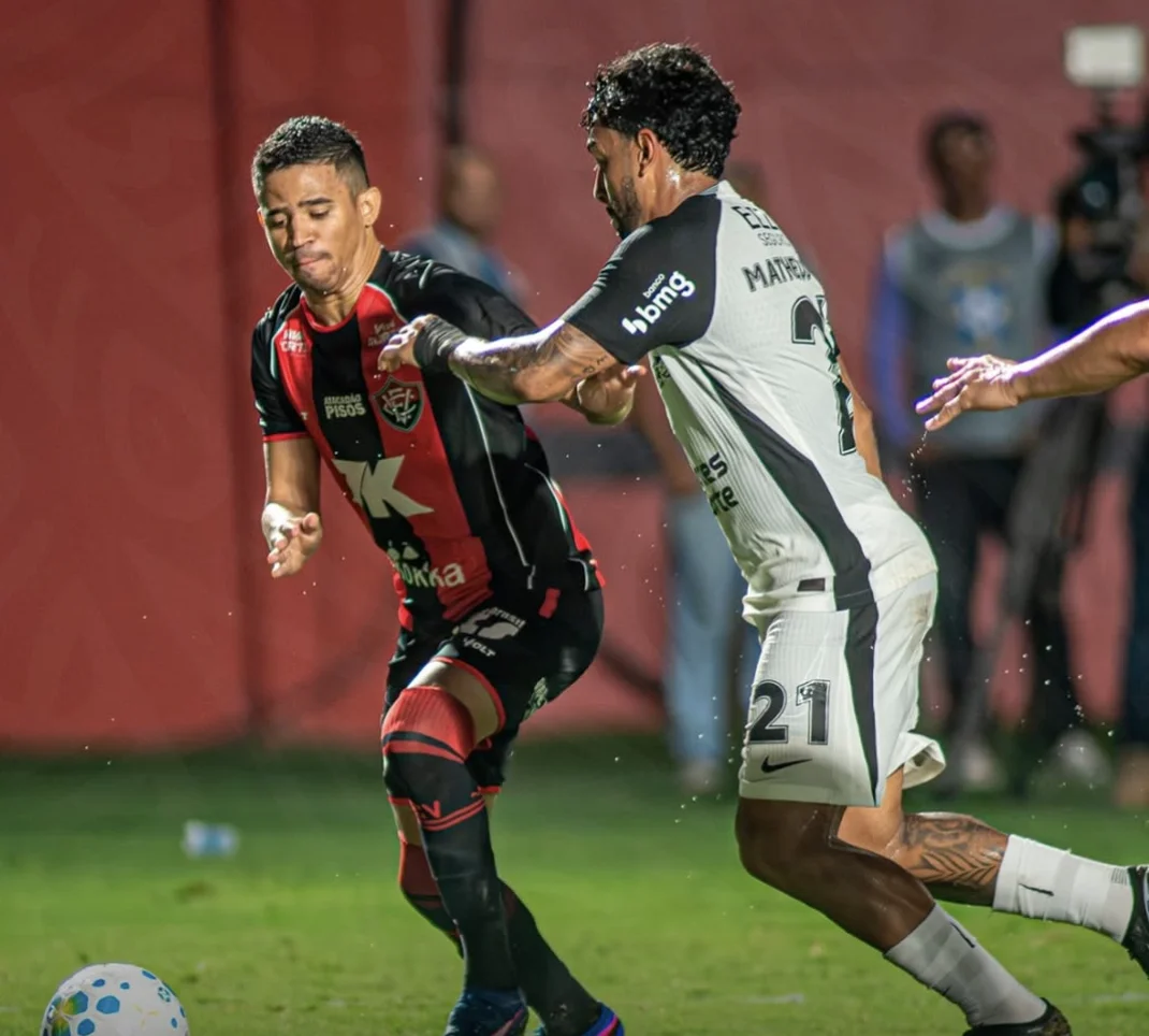 Com apenas um chute a gol, Vitória e Corinthians empatam no Barradão