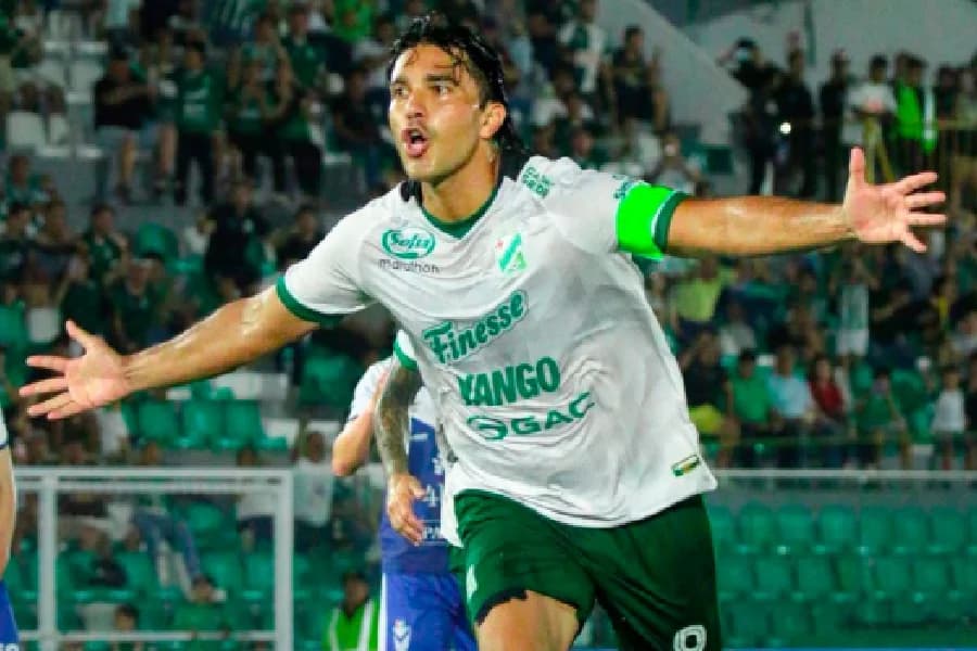 Marcelo Moreno marca dois gols e detona técnico da Bolívia