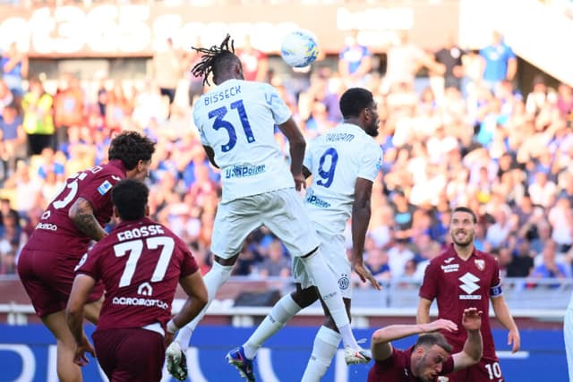 Inter de Milão abre dois gols, mas Torino busca empate heroico