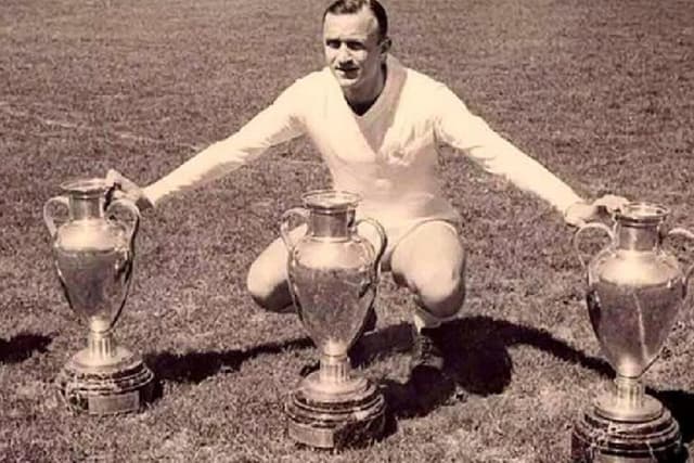 Ídolo do Real Madrid e ex-treinador da Espanha morre aos 96 anos