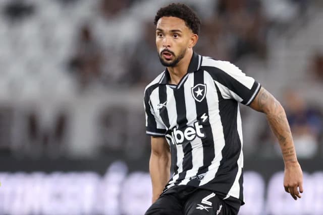 Vitinho elogia Franclim Carvalho no Botafogo: ‘a página virou’