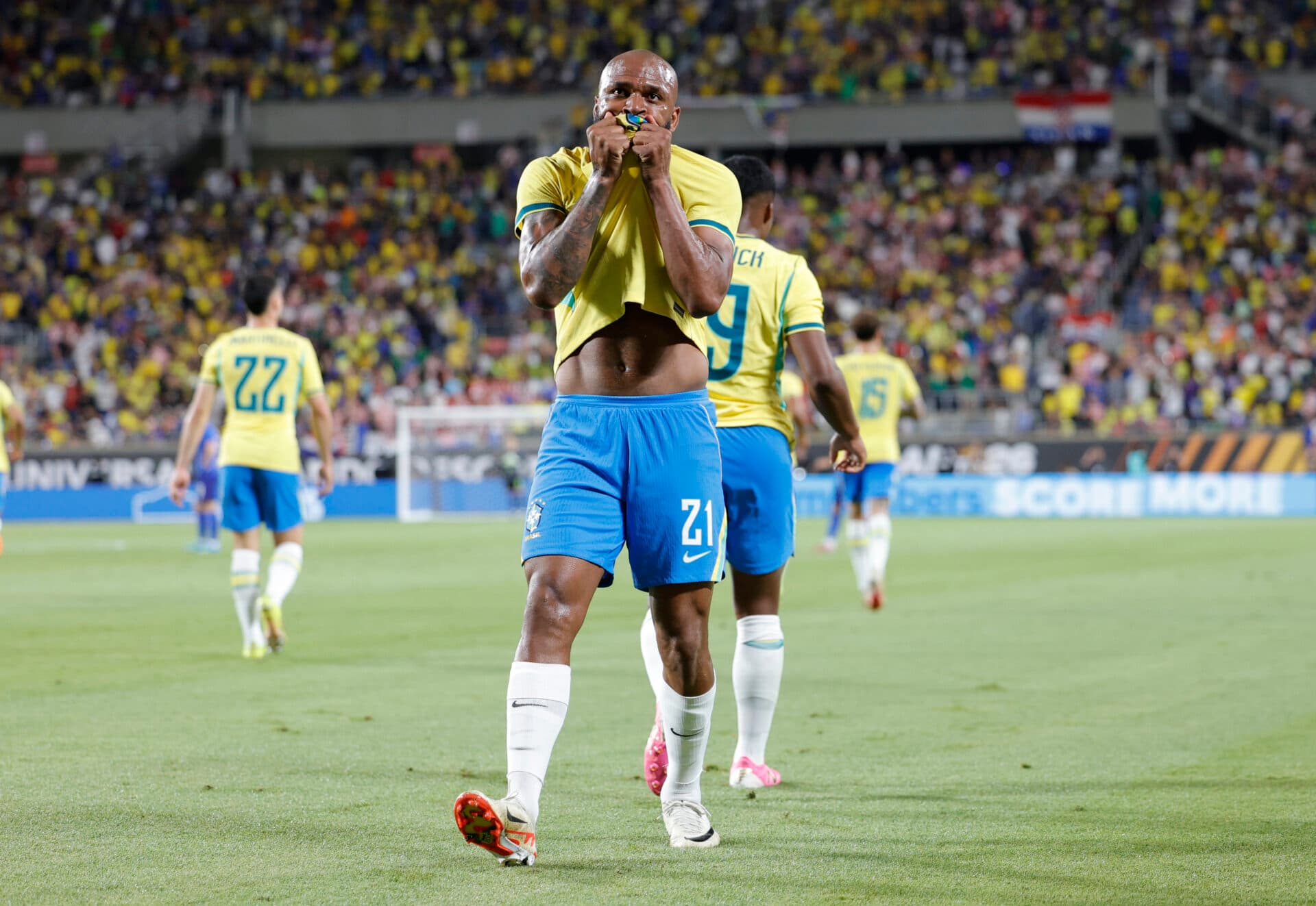 Autor de gol na seleção, Igor Thiago cita influência de Felipão e Luxemburgo