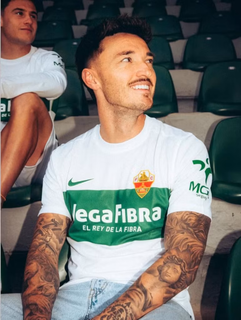 Camisa do Elche para o Retro Day de LaLiga - Divulgação