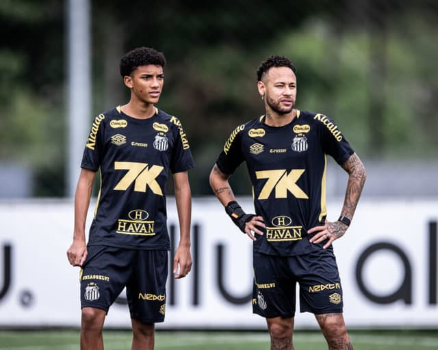 Jornais internacionais repercutem briga de Neymar com Robinho Jr