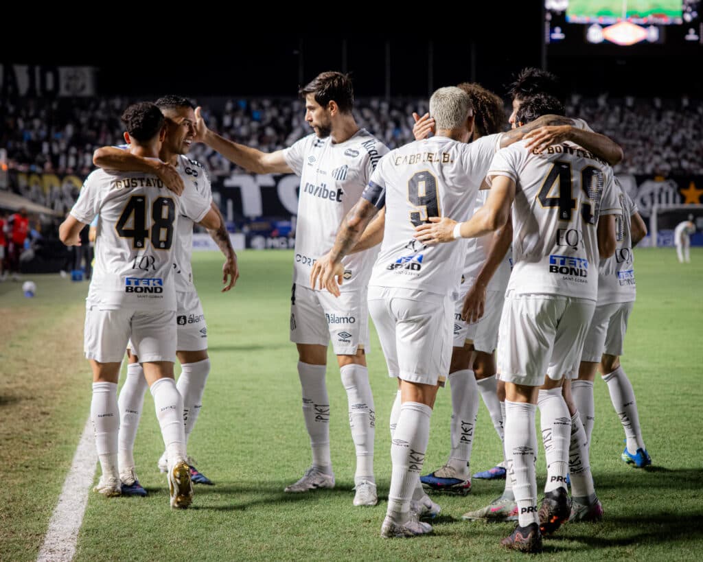 Santos garante R$ 2,5 milhões com playoffs da Sul-Americana