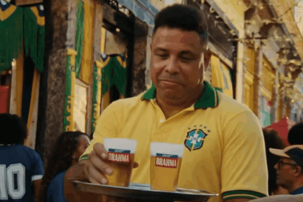 ‘Tá liberado acreditar’, diz Brahma em campanha para o hexa