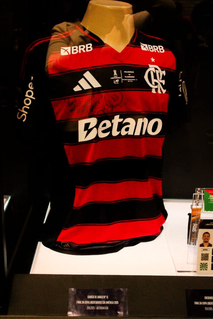 Museu Flamengo reúne, pela primeira vez, as sete taças conquistadas pelo Mais Querido em uma exposição inédita, aberta ao público no Via Parque Shopping, na Barra da Tijuca - Divulgação