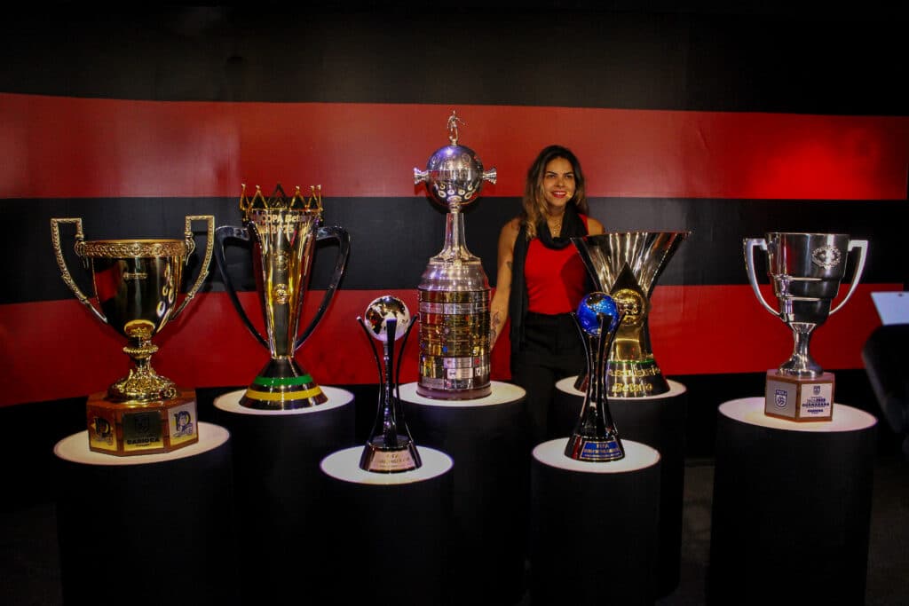 Museu Flamengo reúne, pela primeira vez, as sete taças conquistadas pelo Mais Querido em uma exposição inédita, aberta ao público no Via Parque Shopping, na Barra da Tijuca - Divulgação