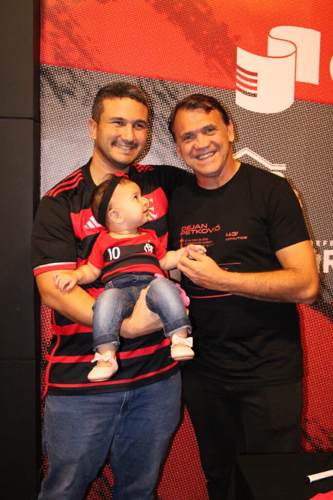 Museu Flamengo reúne, pela primeira vez, as sete taças conquistadas pelo Mais Querido em uma exposição inédita, aberta ao público no Via Parque Shopping, na Barra da Tijuca - Divulgação