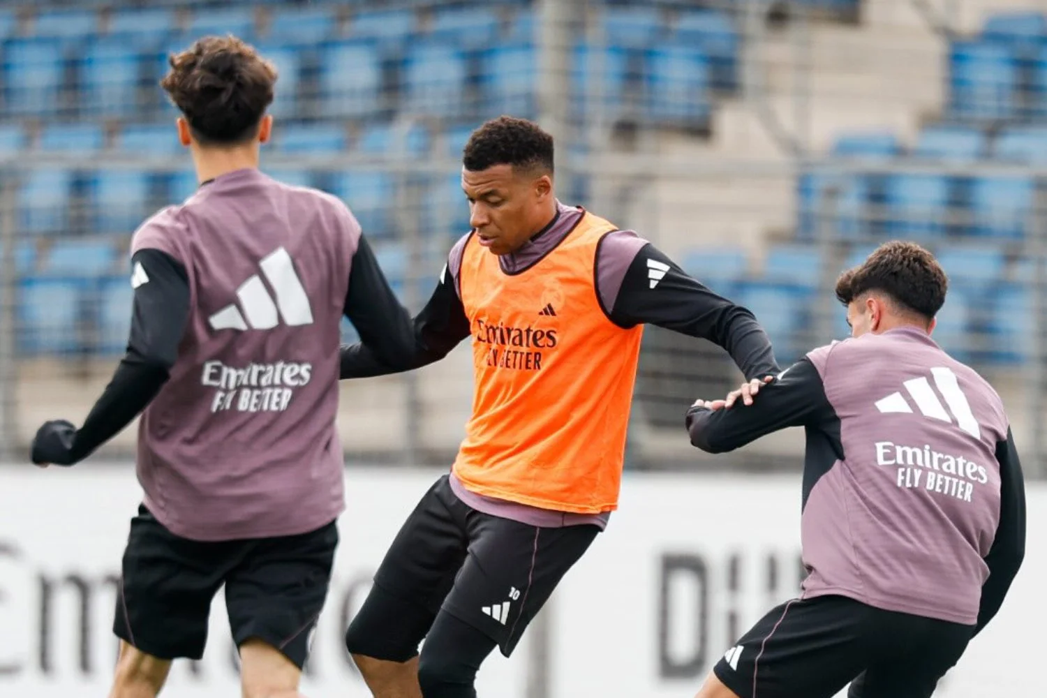 Real Madrid: treino tem descontração e crise antes do ‘El Clásico’