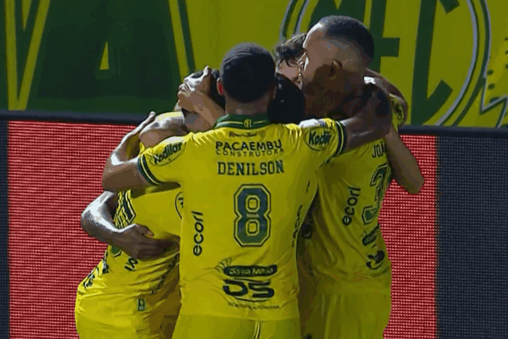 Mirassol derruba invencibilidade de Diniz e afunda Corinthians no Z4