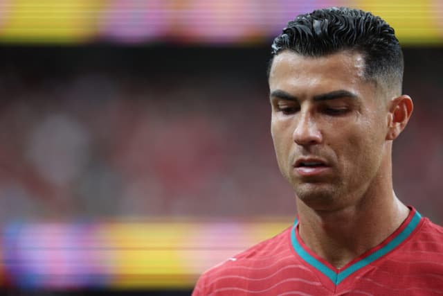 Estático, Cristiano Ronaldo ‘some’ e aumenta dilemas em Portugal