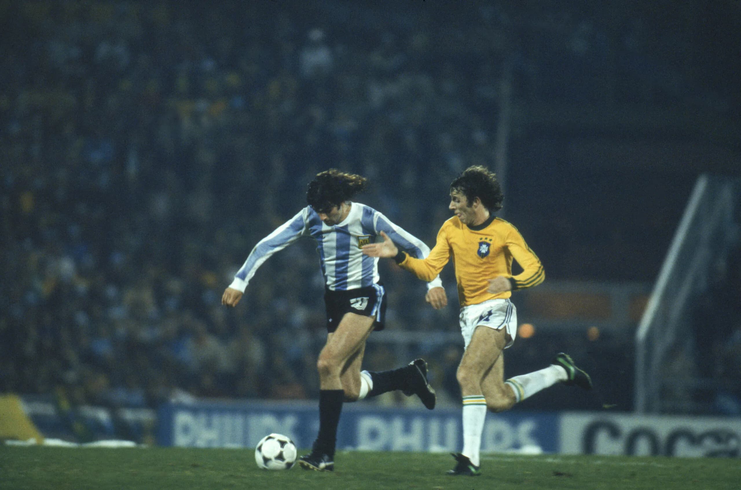 ‘Jogos de comadre’: relembre polêmicas das Copas de 1978 e 1982
