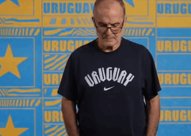 Bielsa se irrita com foto que viralizou: ‘Não sou modelo’