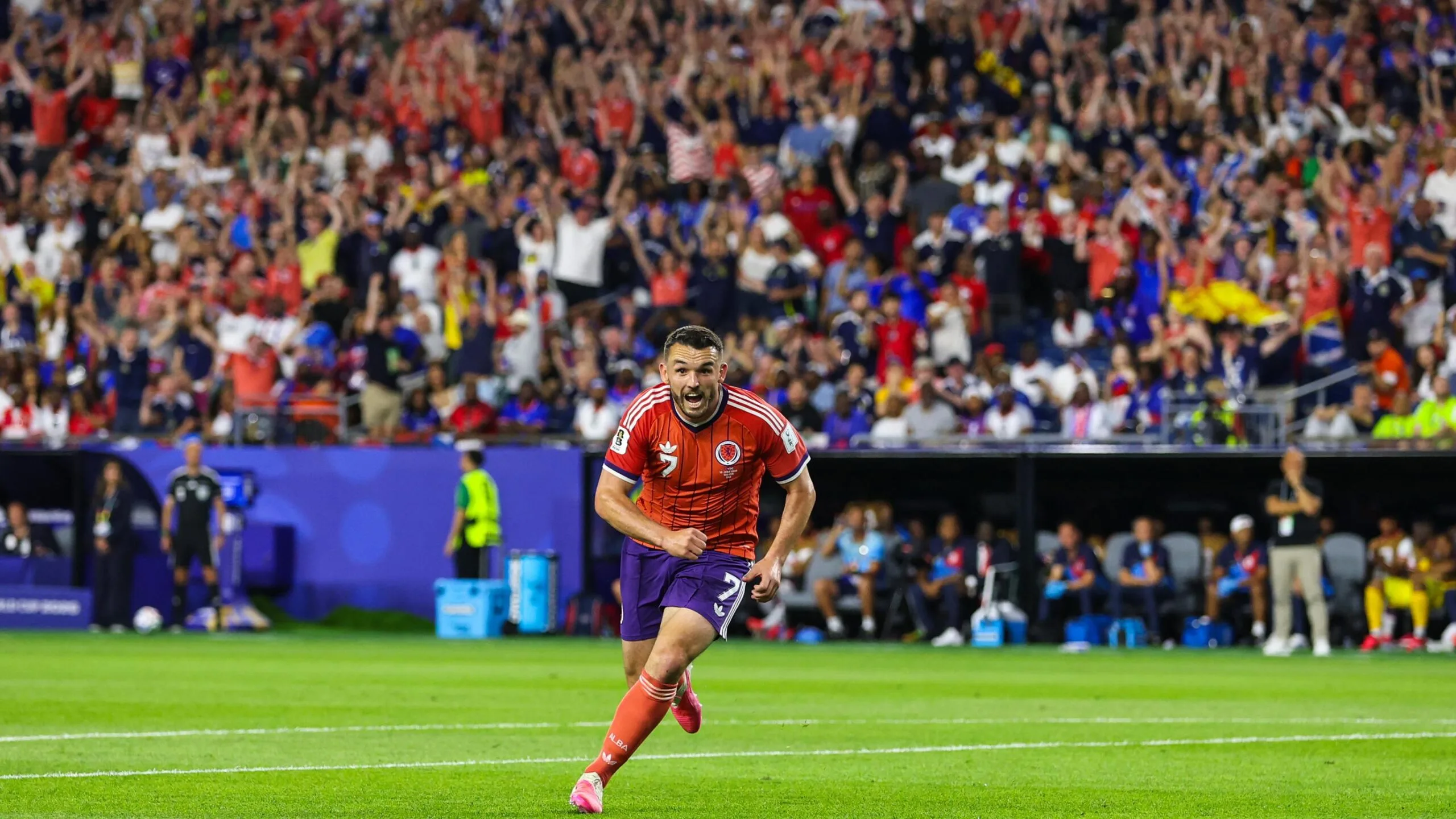 Pioneira no futebol, Escócia sonha com seu primeiro mata-mata