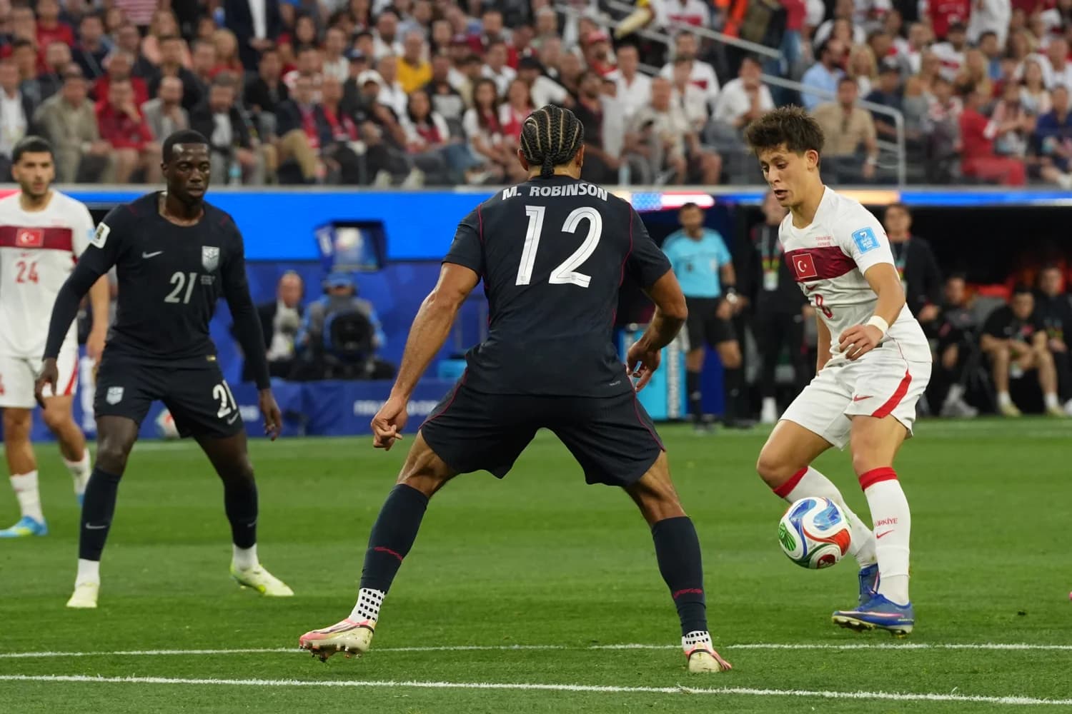 Turquia vence EUA, mas se despede da Copa do Mundo