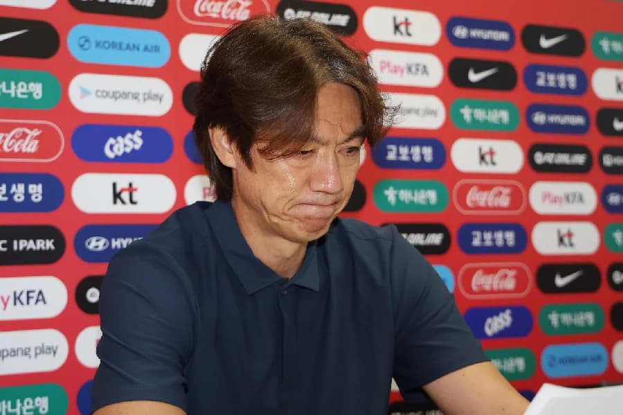 Ex-técnico da Coreia do Sul é ameaçado de morte após queda na Copa