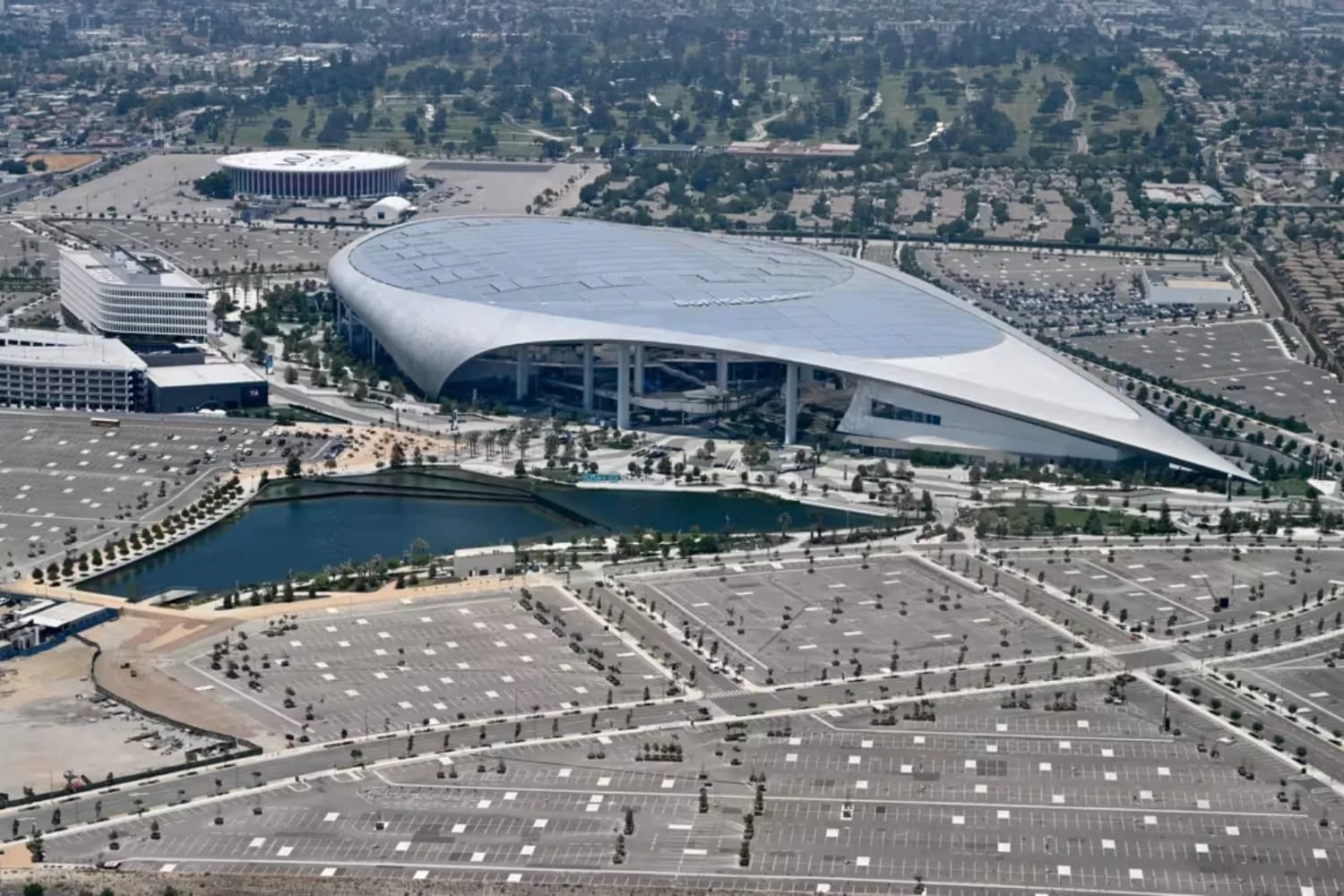 Copa 2026: Fifa libera garrafas de água em estádios dos EUA e Canadá, mas mantém veto no México